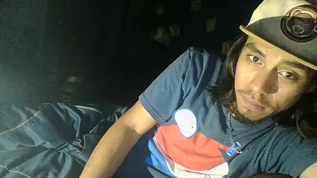 AlexAlejandro13 webcam