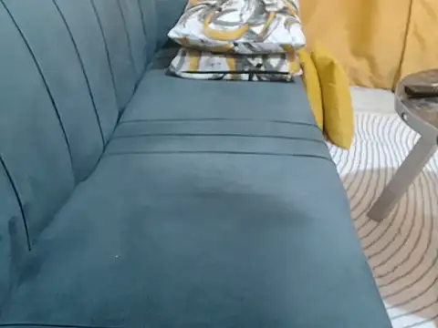 leslysexygirl webcam