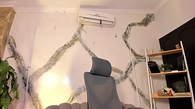 AdharaSweet1_ webcam