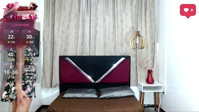 luisa__torres webcam