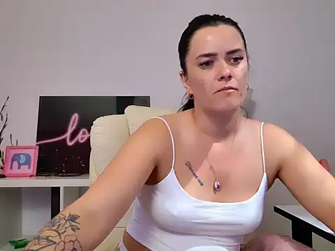 nicolsparklex (F young) - blowjob