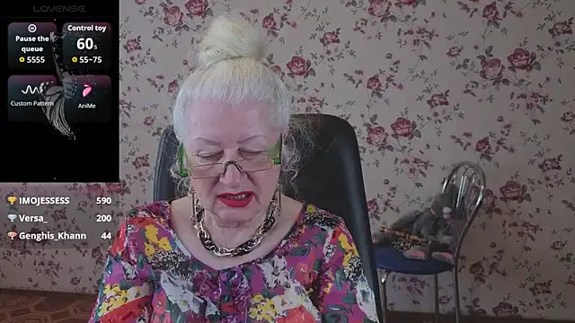 Maya_Mayflower webcam