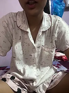 sandhya_77 (F young) - Lovesense