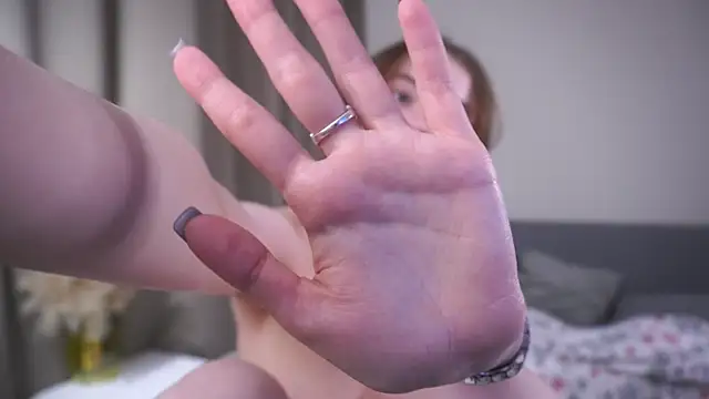 carolsutton (F teen) - Make my boobs bounce with slaps