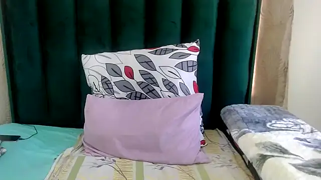 CaramelMelons78 webcam