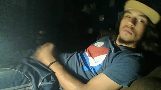 AlexAlejandro13 webcam