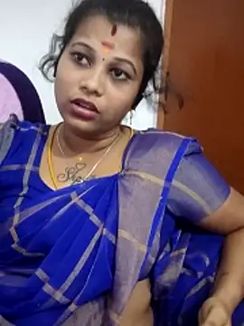 sweetqueen143 webcam