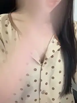 Webcam Model (Balle21)  is live.Free join now!