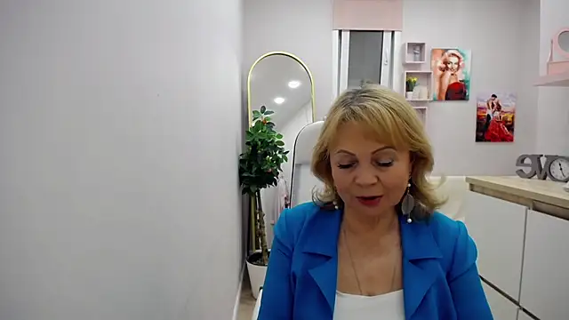 Milla_Cutie18 webcam