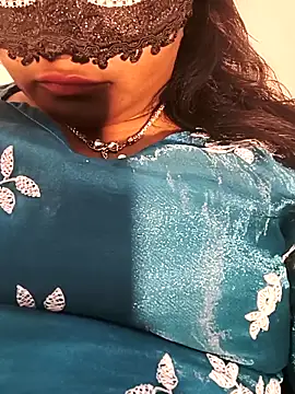 DIRTYSECRET_QUEEN_07 webcam