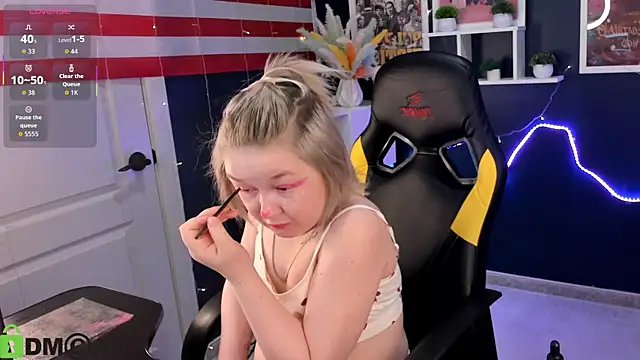 Sara_Robinson webcam