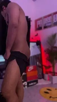 DarkMuscleBoyX webcam