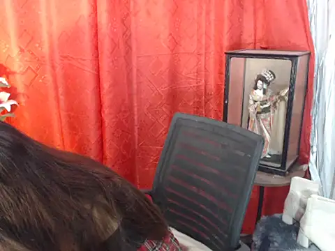 yoursweetmajesticrose webcam