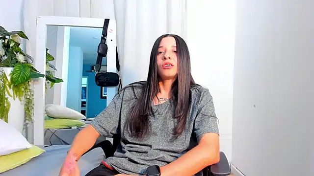 ViictoriiaSaenz webcam