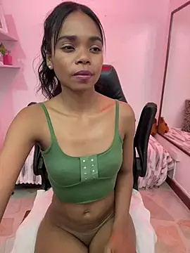 camila_avila webcam