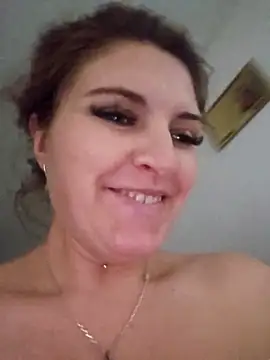 i_ambianca (F milf) - Surprise show!