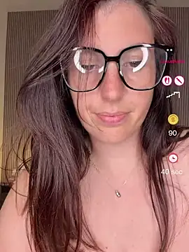 MysteryGirl__ webcam