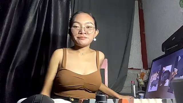 AnabelAbugn webcam