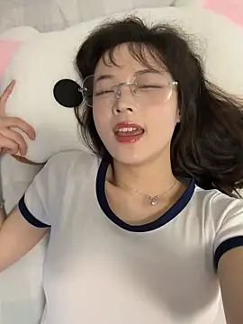 美女meimei_x在线直播