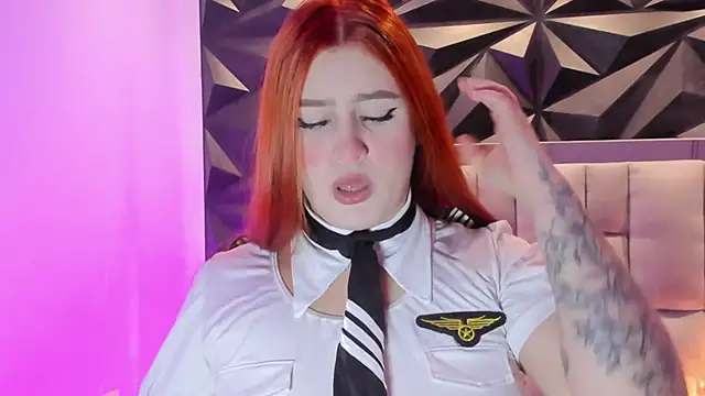 megan_whitee__ webcam