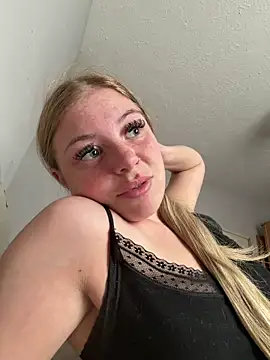 paige_love (F teen) - Suck dildo 💦