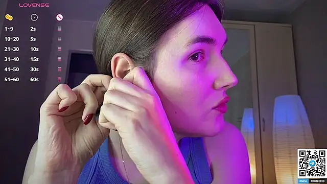 Maria_Bowie's live cam