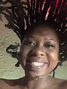 Caramel_Beauty webcam