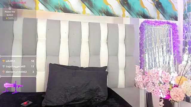 isadiiaz - IsaDiiaz's free webcam - UK Sex Cams