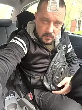 danielohcool (Ask my age) - Let's play together