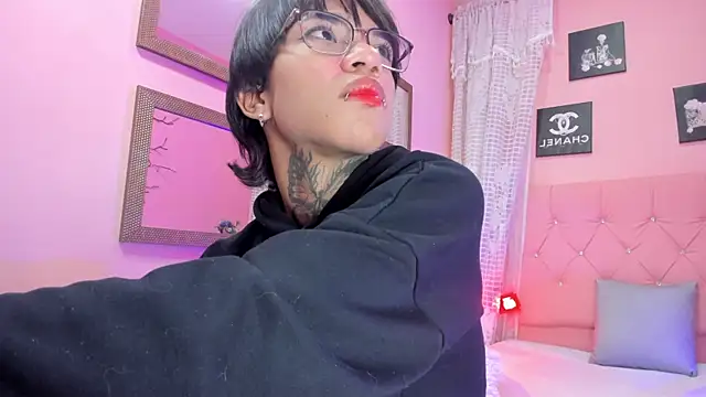 liam_evvan (M twink) - Doggy and Spank Ass