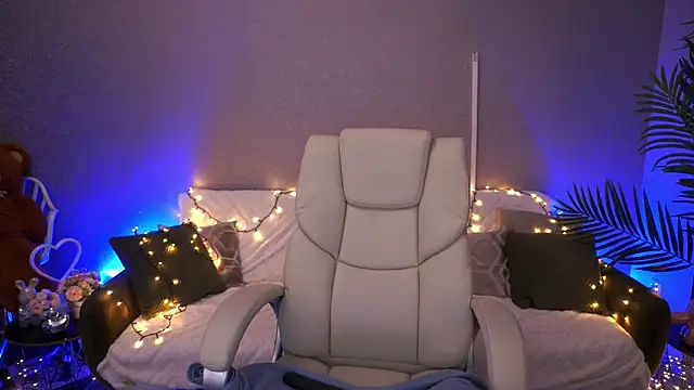 GentleAdellee Stripchat cam model