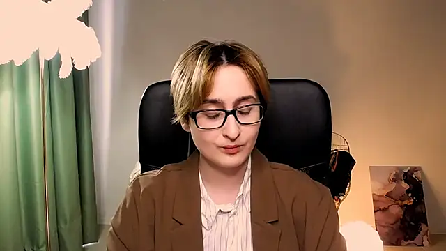 LixeLuna live sex cam