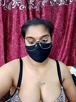 Webcam Model (Jasmine_jaaan)  is live.Free join now!