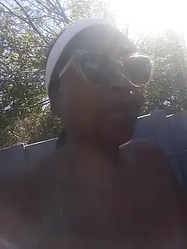 HipsDontLieX95 webcam