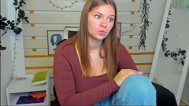 Josephine_Kiss webcam