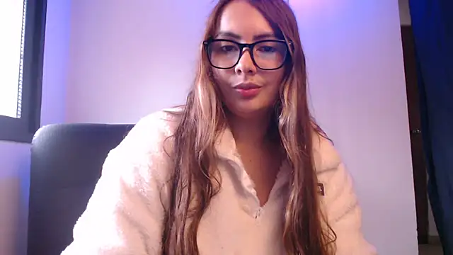 lalawhitte - Lalawhitte's free webcam - UK Sex Cams