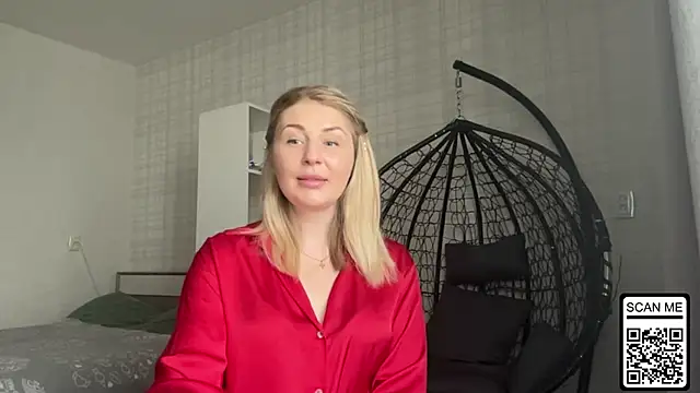 Blondie_xoxoxo webcam