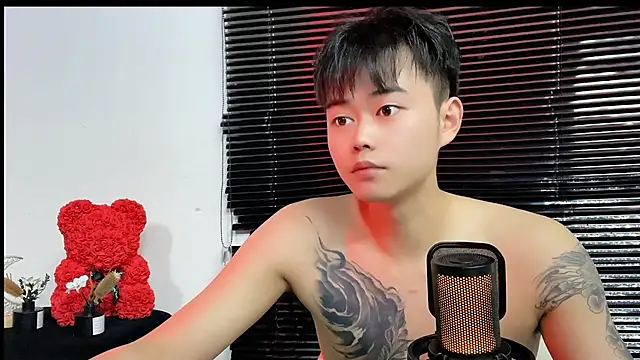 GUCCI-BOY1314 webcam