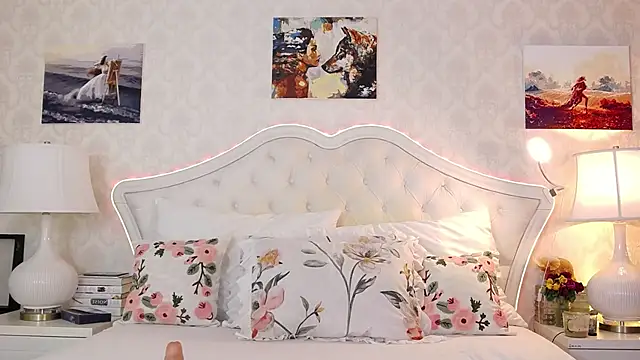 IreneHope Stripchat cam model