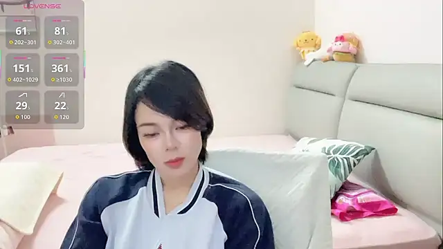 Linda-LL Stripchat cam model