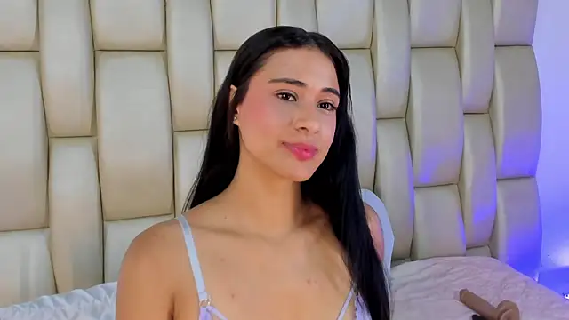 sweet--zoe - Sweet--Zoe's free webcam - UK Sex Cams