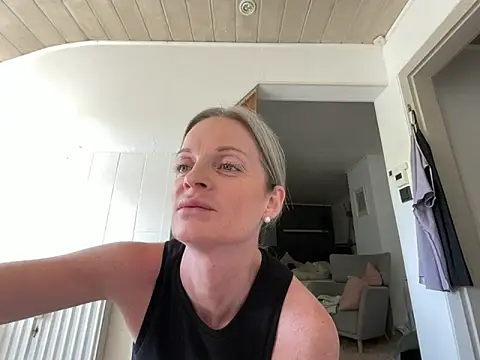 Sabdeluxe Hottest Webcams