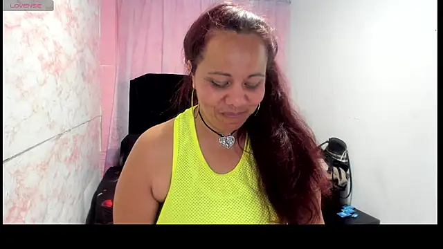 Brunette_sasha webcam