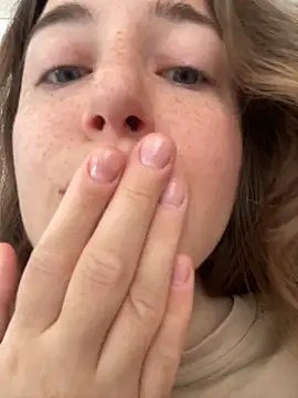 kate_nicepops999114 webcam