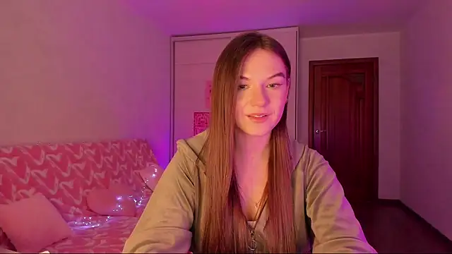 luna_lust_212 webcam