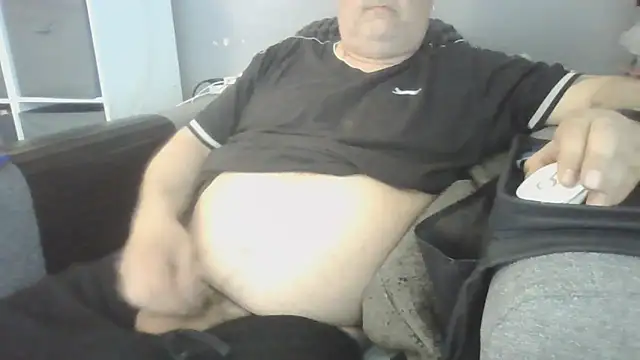 Naturistmale45 webcam