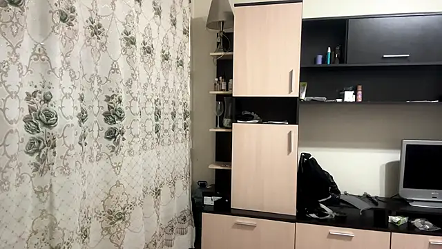 AquilineOrites webcam