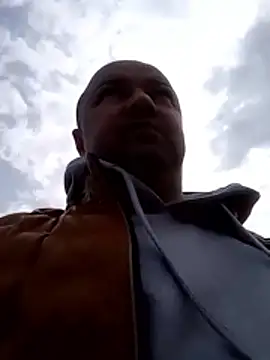 Luceriusbigass webcam