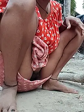 Webcam Model (Sweet-runi)  is live.Free join now!