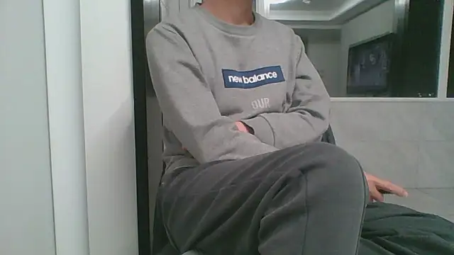 nole_china7 (Ask my age) - talk / fun / cum